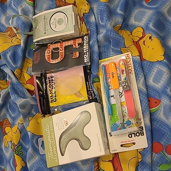 5 piece makeup hygiene relaxing nail calm kit - Picture 1 of 1